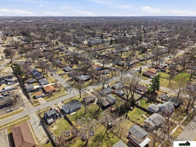 201 S 53rd Street, Lincoln, NE 68510