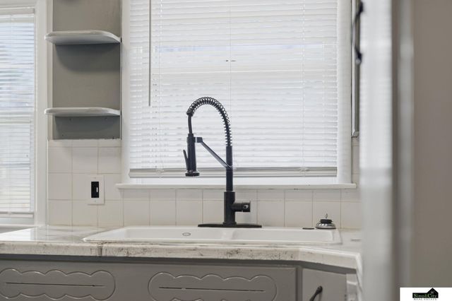 201 S 53rd Street, Lincoln, NE 68510