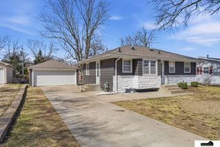 201 S 53rd Street, Lincoln, NE 68510
