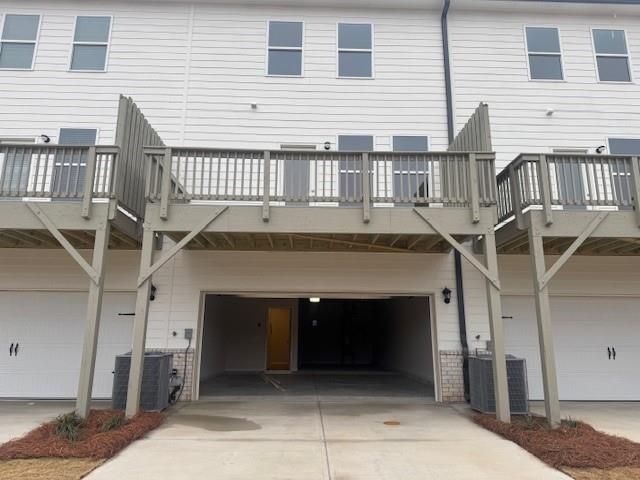 6724 Leigh Street, Flowery Branch, GA 30542