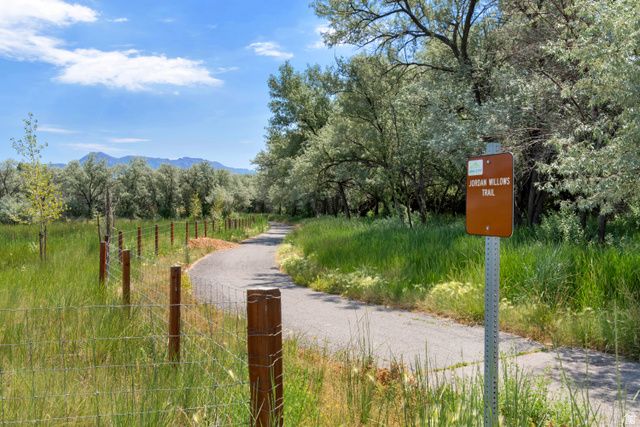2937 W WILLOW DR, Lehi, UT 84043