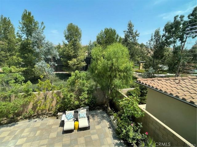 61 Harrison, Irvine, CA 92618