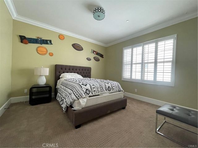61 Harrison, Irvine, CA 92618