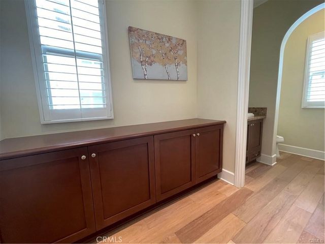 61 Harrison, Irvine, CA 92618