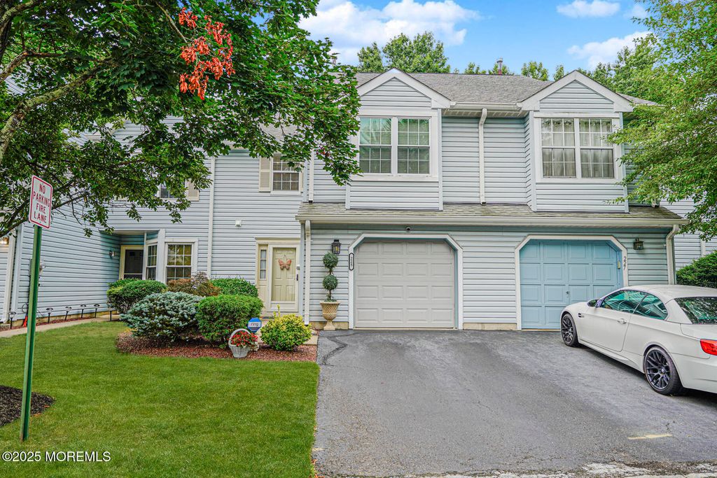 225 Century Way, Manalapan, NJ 07726