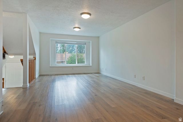 9485 S FAIRWAY VIEW DR, Sandy, UT 84070