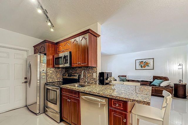 2600 S OCEAN Drive S102, Hollywood, FL 33019