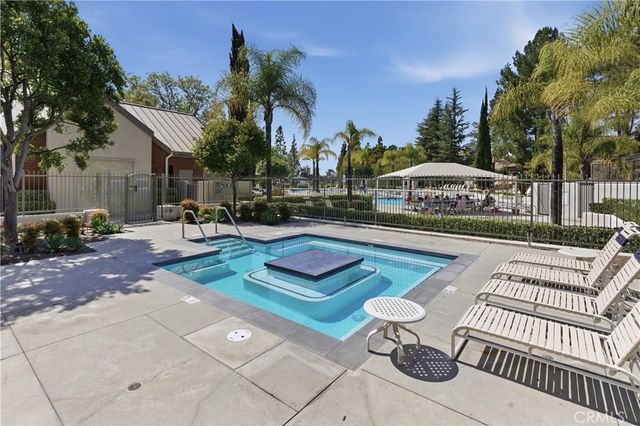 22231 Stillwater, Mission Viejo, CA 92692