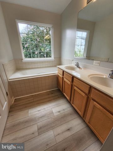 2281 FORSYTHIA DR, Culpeper, VA 22701