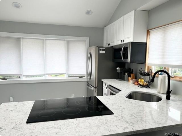 95 Irving Avenue, Freeport, NY 11520