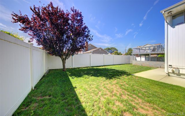 95 Irving Avenue, Freeport, NY 11520