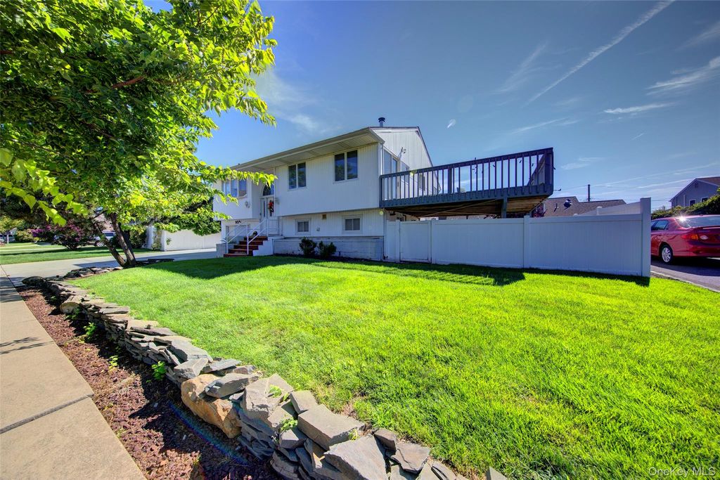 95 Irving Avenue, Freeport, NY 11520