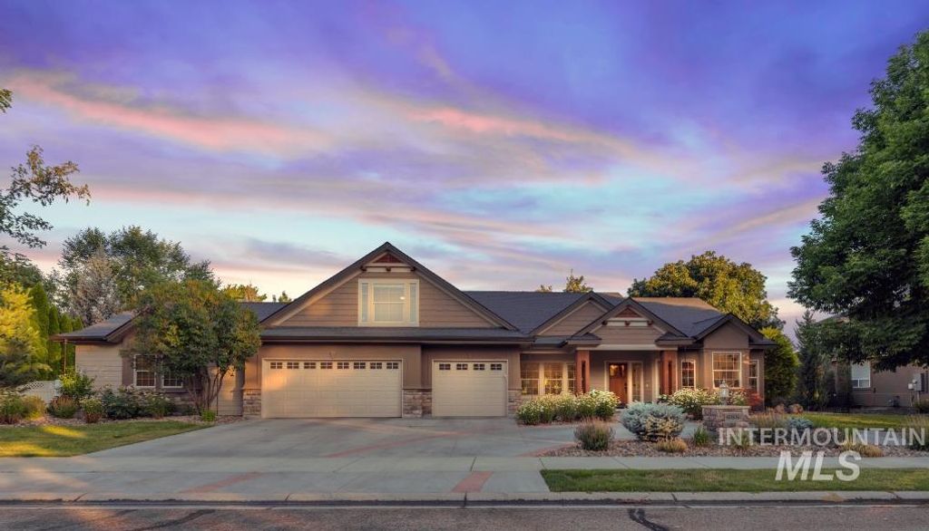 688 N Grey Pebble Way, Eagle, ID 83616