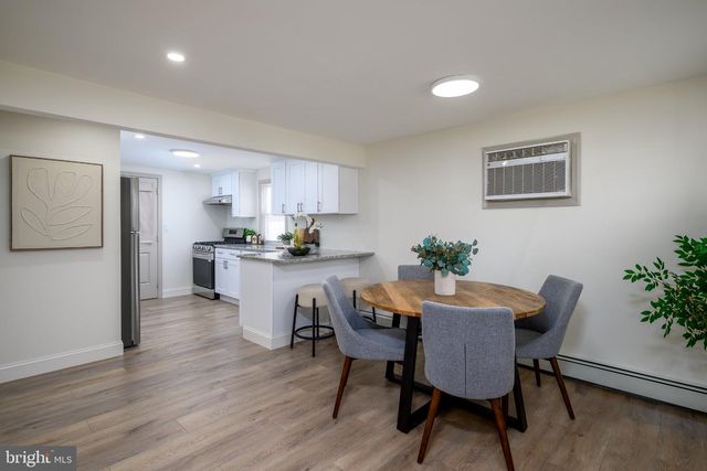 6 AVENUE A, Helmetta, NJ 08828