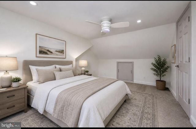 6 AVENUE A, Helmetta, NJ 08828