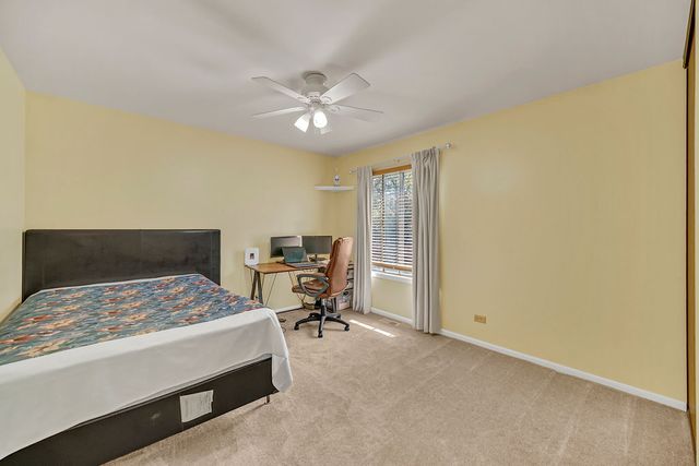 206 Albert Drive, Vernon Hills, IL 60061