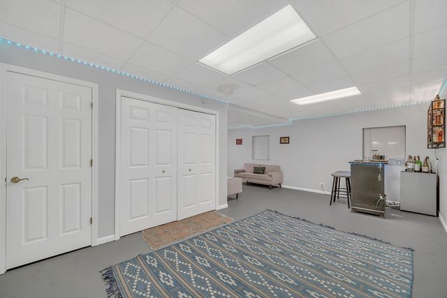206 Albert Drive, Vernon Hills, IL 60061