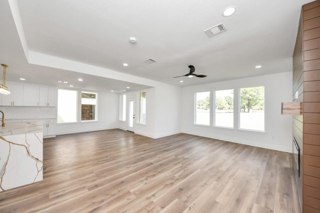 22 Presidio, Montgomery, TX 77356