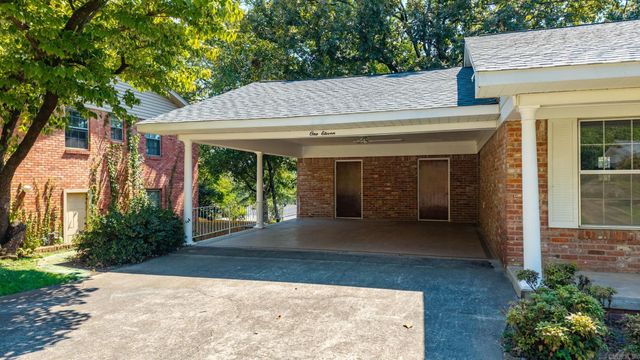111 Shamrock Drive, Little Rock, AR 72205