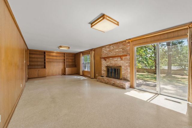 111 Shamrock Drive, Little Rock, AR 72205