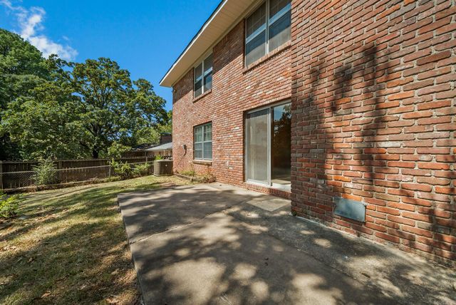111 Shamrock Drive, Little Rock, AR 72205