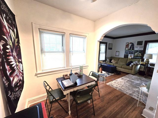 707 SE 5th Street SE, Minneapolis, MN 55414