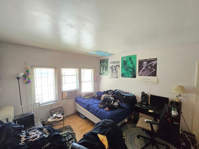 707 SE 5th Street SE, Minneapolis, MN 55414