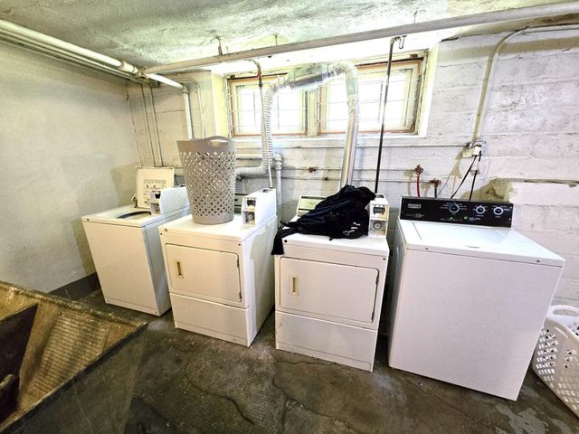 707 SE 5th Street SE, Minneapolis, MN 55414