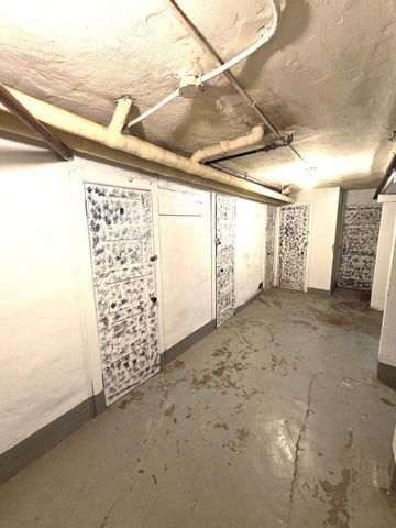 707 SE 5th Street SE, Minneapolis, MN 55414