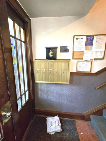 707 SE 5th Street SE, Minneapolis, MN 55414