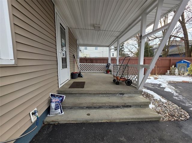 20 Pendleton Street 2, Cranston, RI 02920