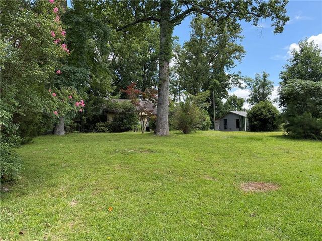 5905 Oakdale Road SE, Mableton, GA 30126