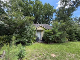 5905 Oakdale Road SE, Mableton, GA 30126