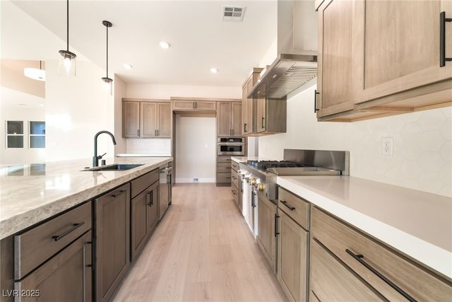 9261 Fountain Creek Court, Las Vegas, NV 89139