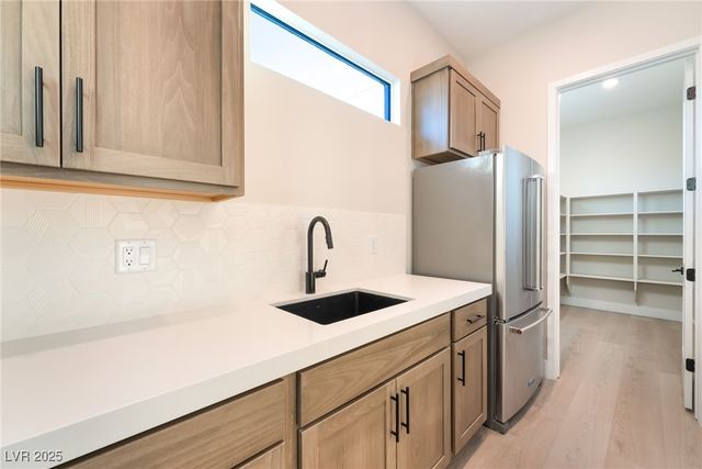 9261 Fountain Creek Court, Las Vegas, NV 89139