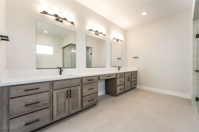 9261 Fountain Creek Court, Las Vegas, NV 89139