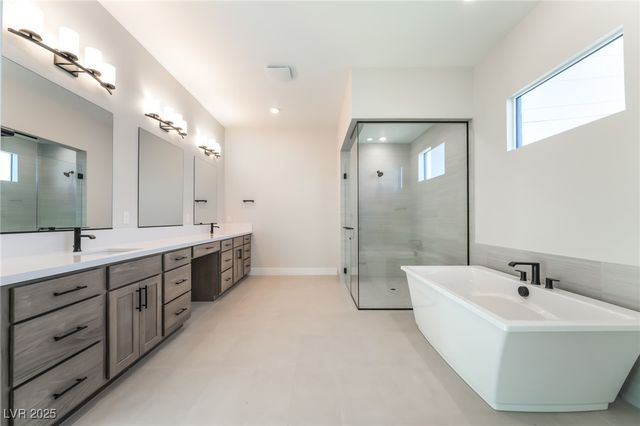 9261 Fountain Creek Court, Las Vegas, NV 89139