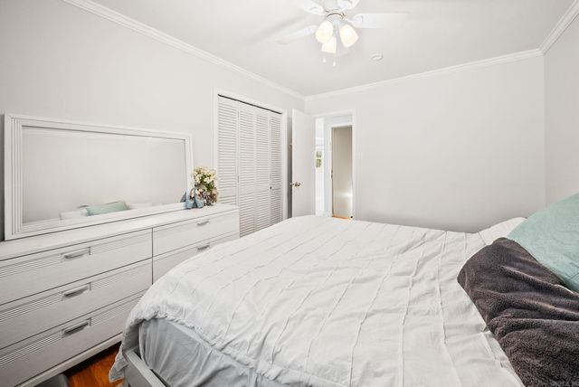 105 White Oak Ln Lane, Little Rock, AR 72227