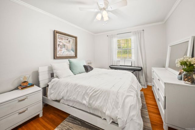 105 White Oak Ln Lane, Little Rock, AR 72227