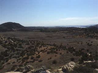 71 Indian Oaks Drive, Temecula, CA 92592