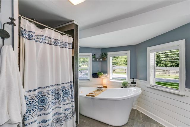 2492 Oak Grove Church Road, Carrollton, GA 30117