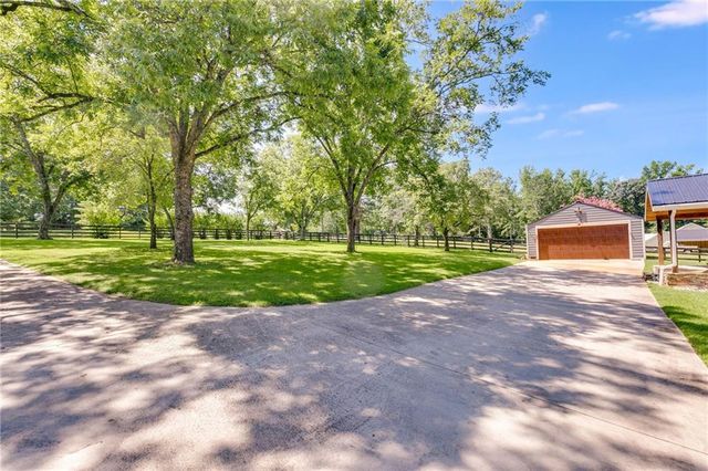 2492 Oak Grove Church Road, Carrollton, GA 30117