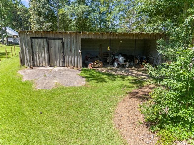 2492 Oak Grove Church Road, Carrollton, GA 30117