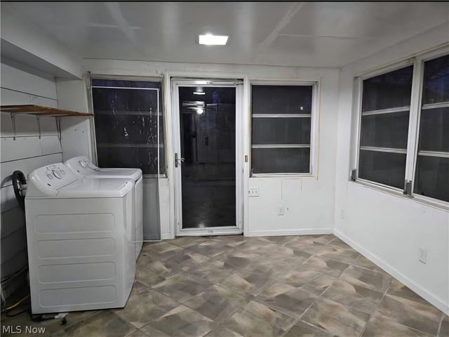 43 S Brockway Avenue, Youngstown, OH 44509