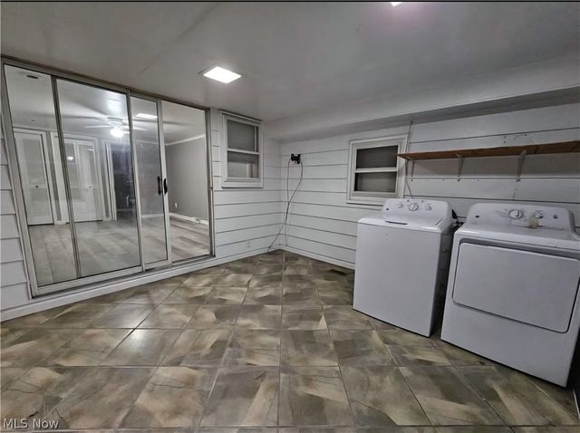43 S Brockway Avenue, Youngstown, OH 44509