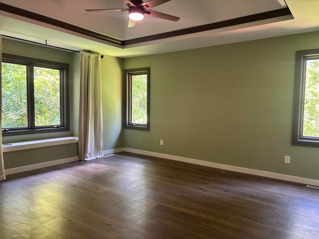 239 Crabapple Lane, Valparaiso, IN 46383