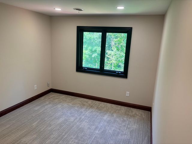 239 Crabapple Lane, Valparaiso, IN 46383