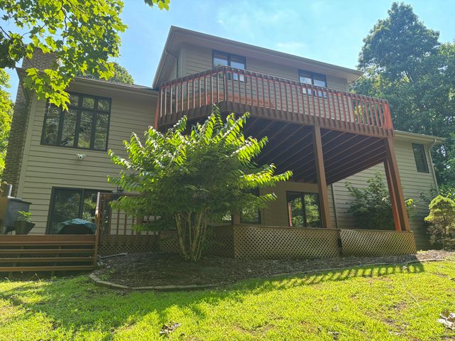 239 Crabapple Lane, Valparaiso, IN 46383