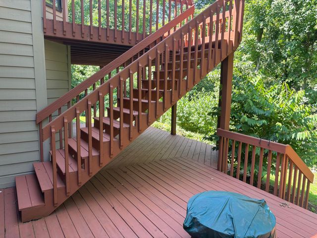239 Crabapple Lane, Valparaiso, IN 46383