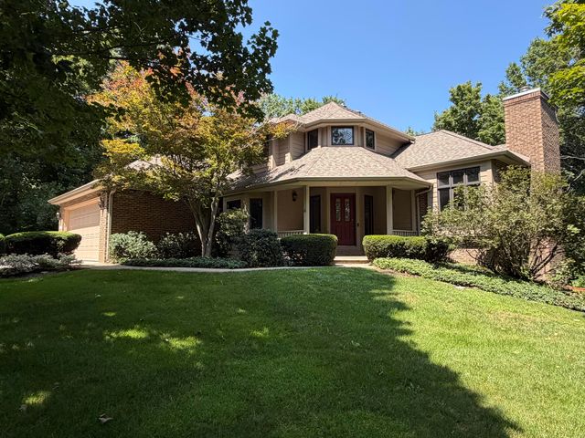 239 Crabapple Lane, Valparaiso, IN 46383